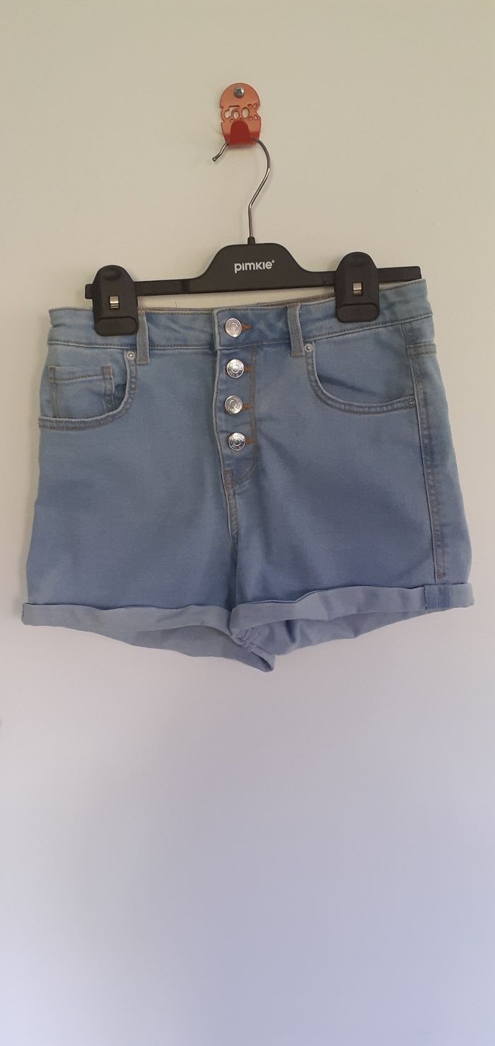short en jeans bleu clair taille 38 marque jennyfer