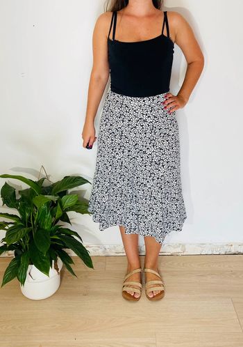 Jupe midi fleuri taille 36