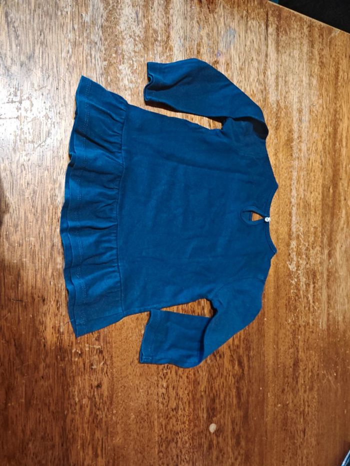 T shirt manches longues taille 3 ans - photo numéro 4