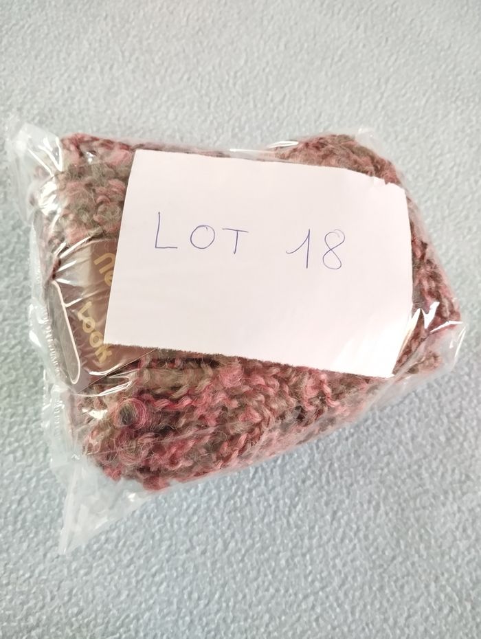 * Lot de 2 pelotes rose et grises New Look par Chat botté - photo numéro 5
