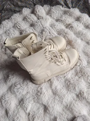 Boots crème t41 bershka #CHAUFE-013