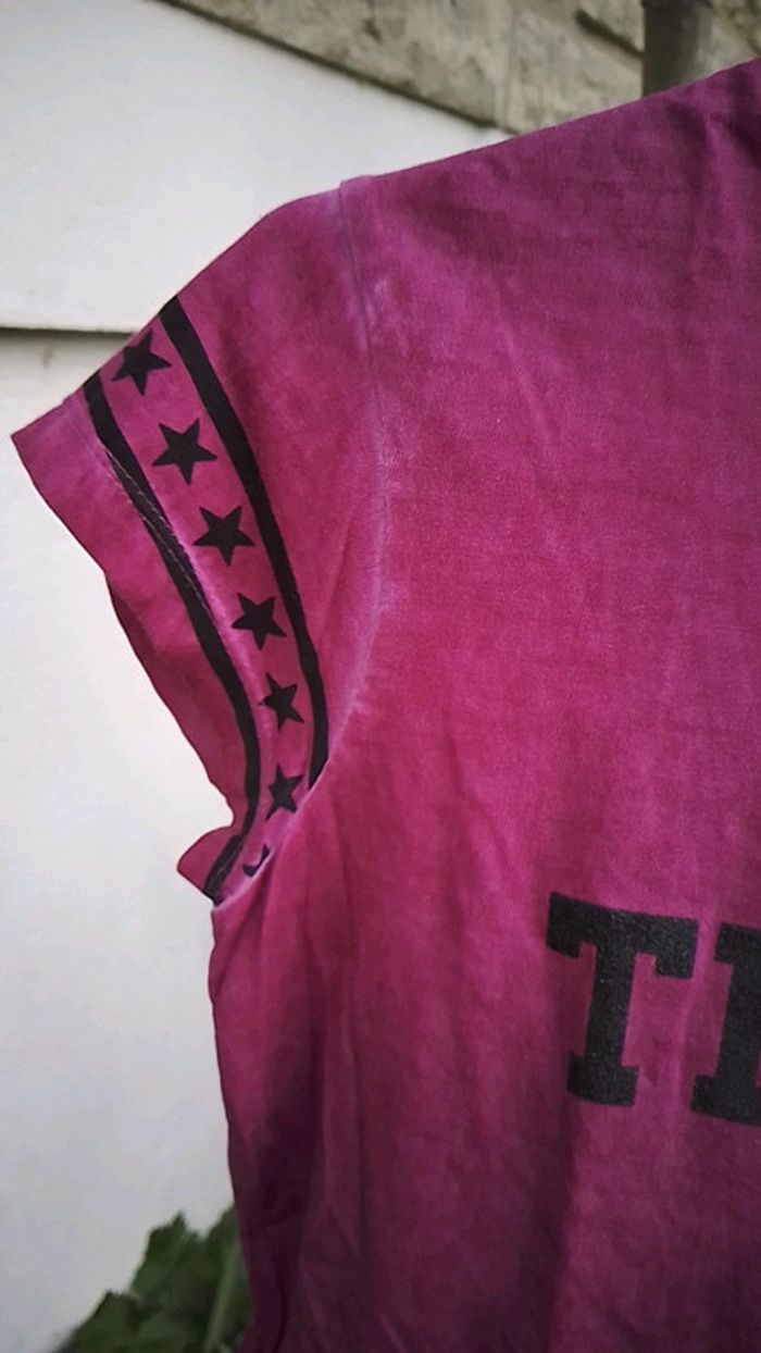 Tee-shirt imprimé couleur rose foncé - photo numéro 4