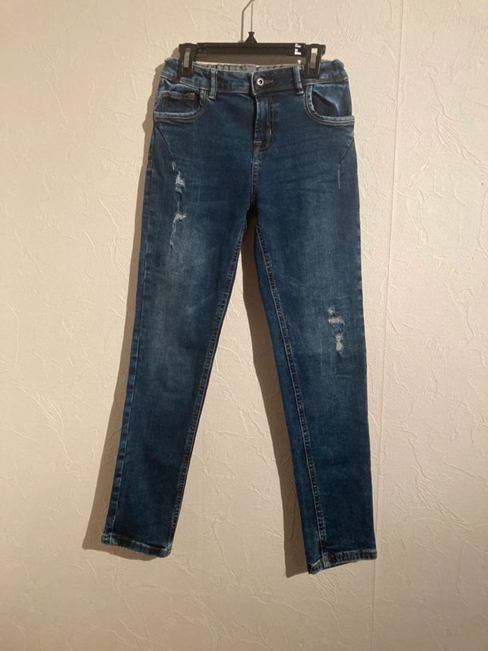 jean bleu déchiré - photo numéro 4