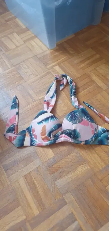 Haut de maillot de bain rembourré