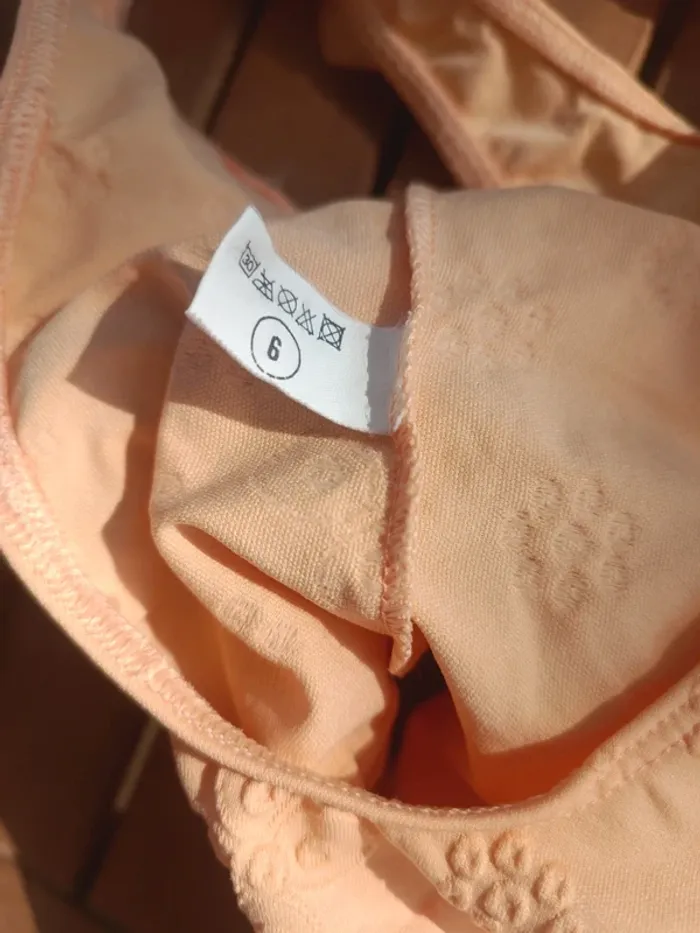 Maillot une pièce 6 ans - photo numéro 3