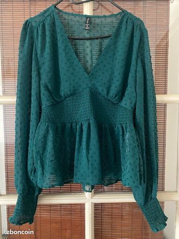 Blouse col V vert sapin