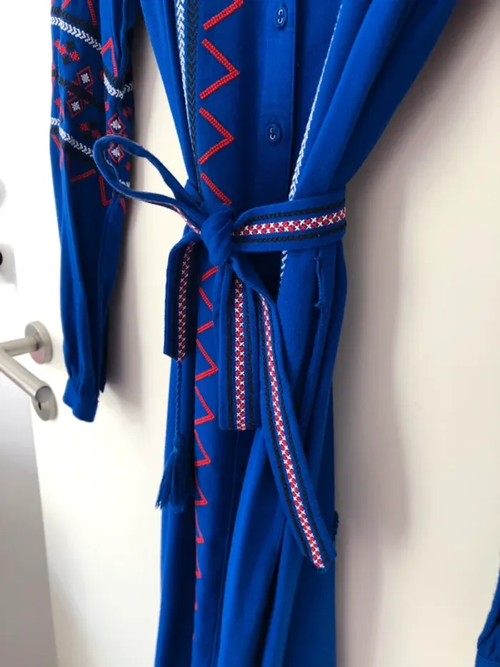Robe bleu électrique brodée Les Petites taille S neuve - photo numéro 6