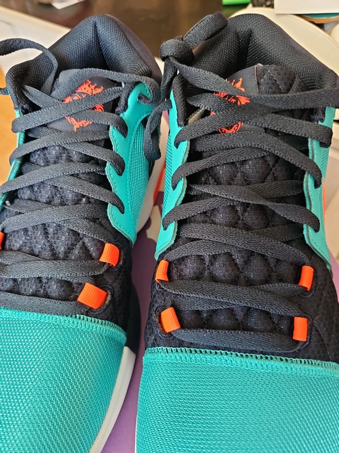 🔥Nike Lebron Witness VIII T.45🏀 - photo numéro 2