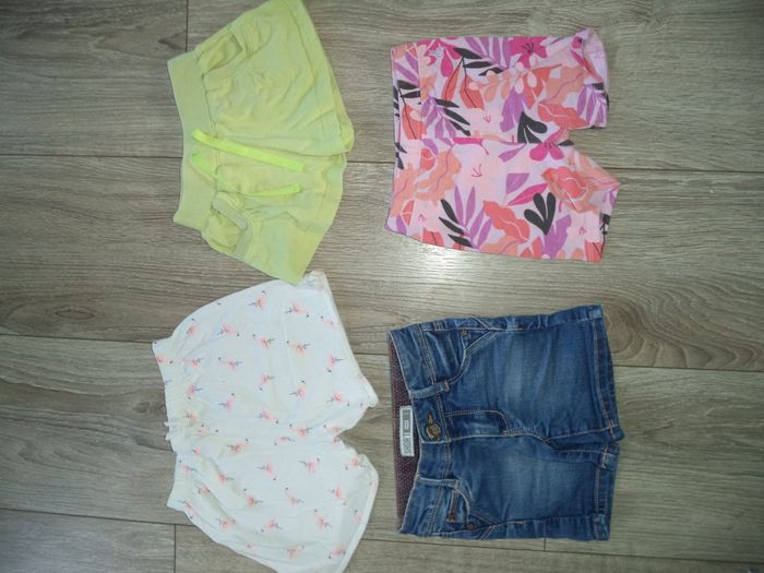 Lot de 4 shorts été 3 ans - photo numéro 1