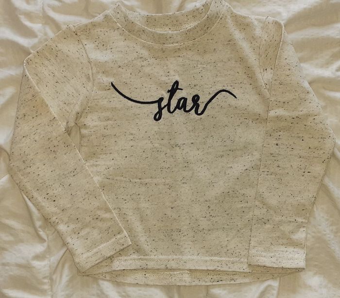 Sweat léger fille 4-5 ans neuf / Zeeman