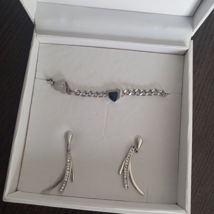 Lotus : boucles d'oreilles et bracelet - photo numéro 2