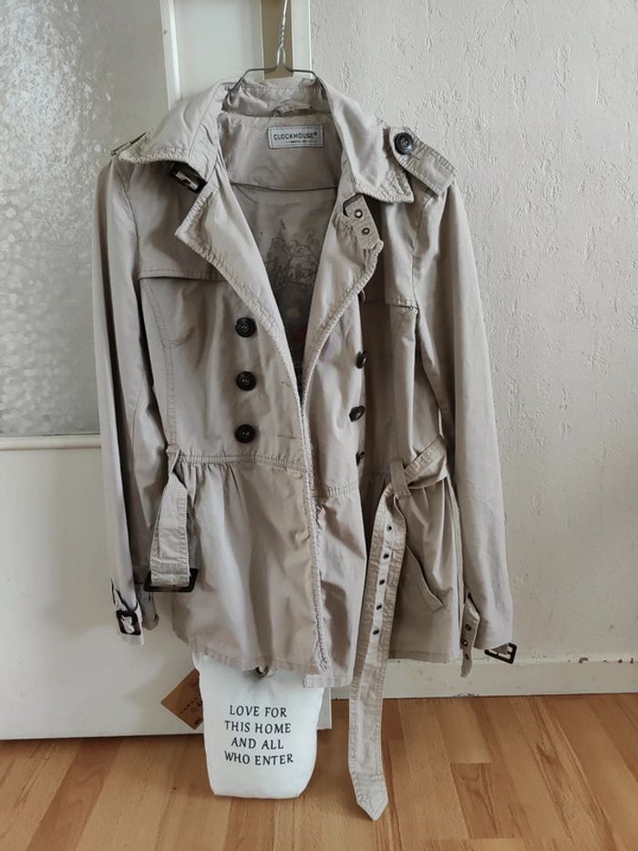 Joli trench beige C&A taille M