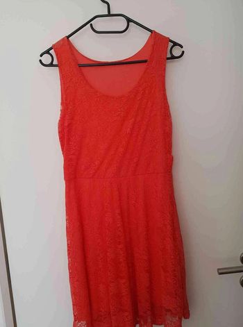 Robe dentelle  taille  36