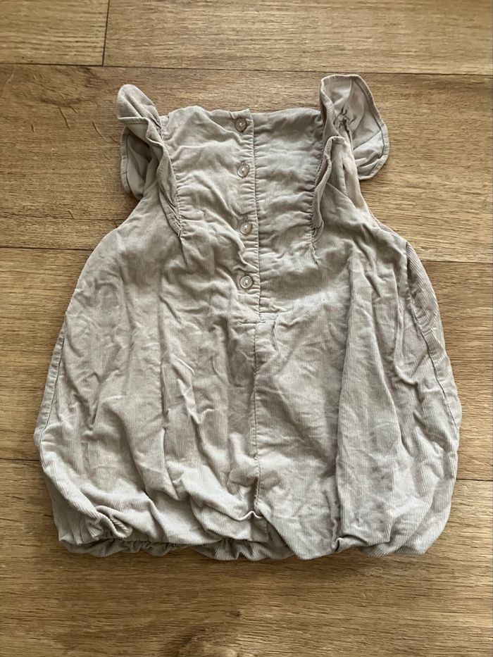 Robe hiver 6 mois en velours - photo numéro 2