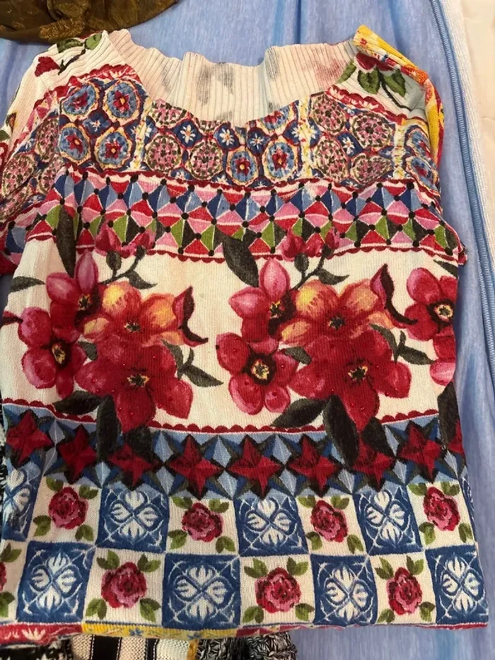Gros lot de vêtements en S dont un L Desigual uniquement - photo numéro 5