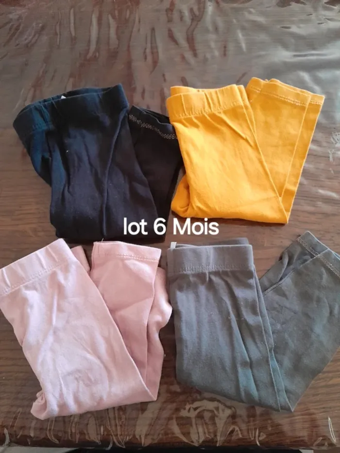 Lot 4 leggings fille 6mois