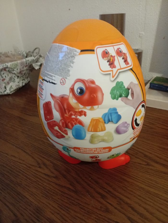 Gros oeuf junior smashers dino rouge Pâques neuf dès 3 ans - photo numéro 2