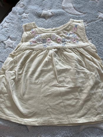 Teeshirt jaune pâle fleuri