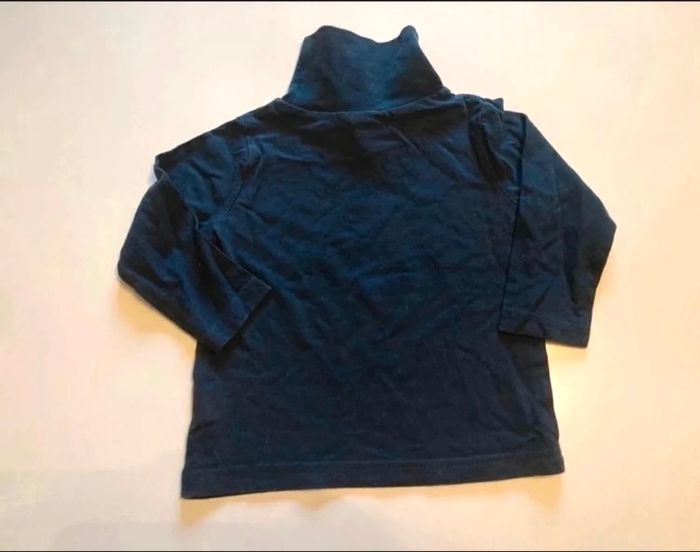 Sous-pull manches longues TRÈS BON ÉTAT garçon taille 2 ans couleur bleu marine - photo numéro 2