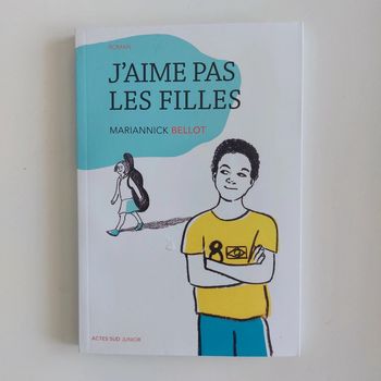Livre - J'aime pas les filles