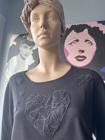 Pull noir marque kookai taille 3 neuf etiquette coeur droderie kawaii pin up