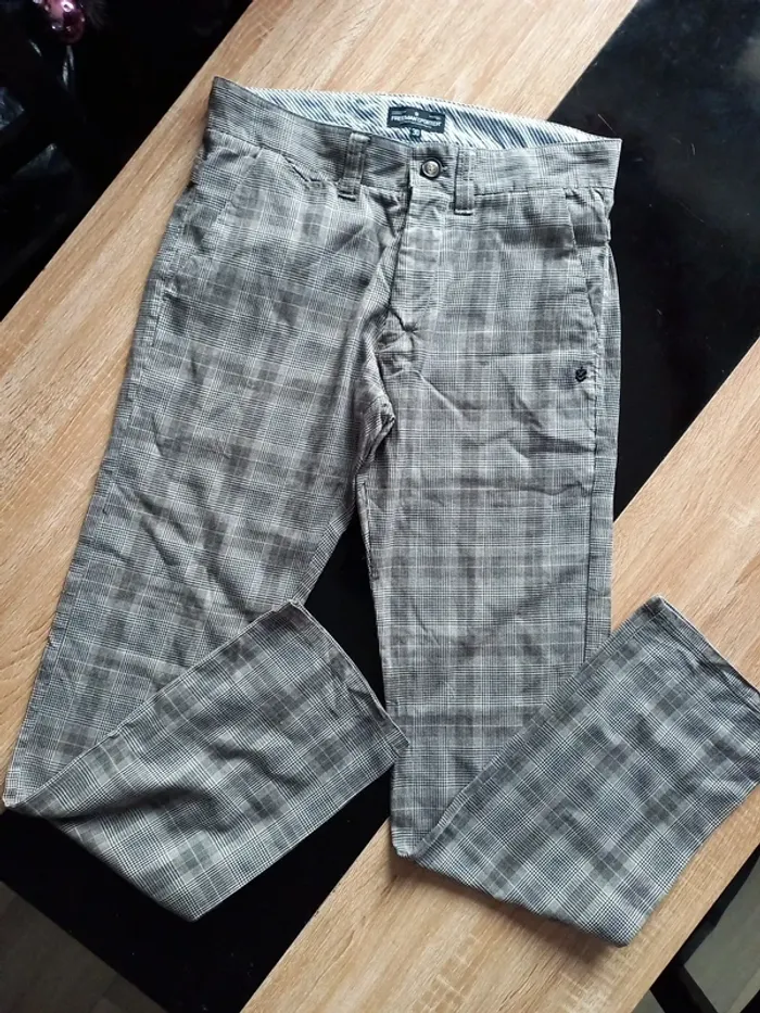 Pantalon homme T.30 - photo numéro 2