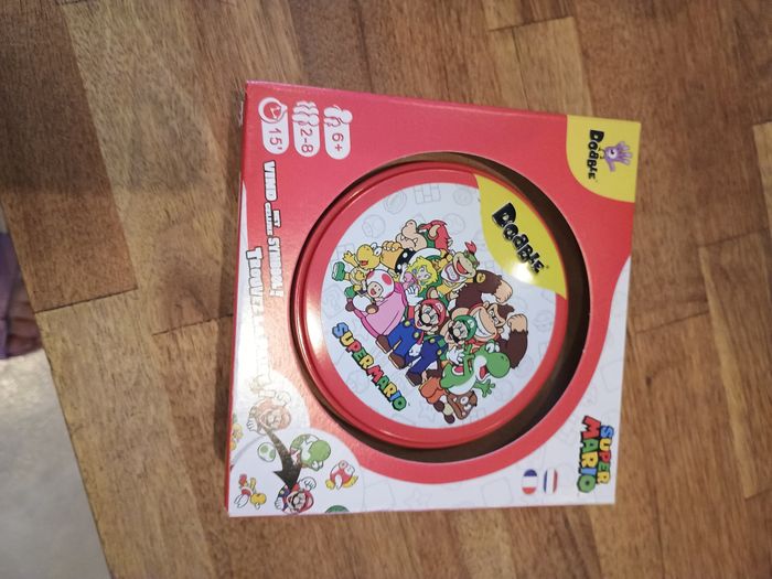 Jeux de société dobble mario