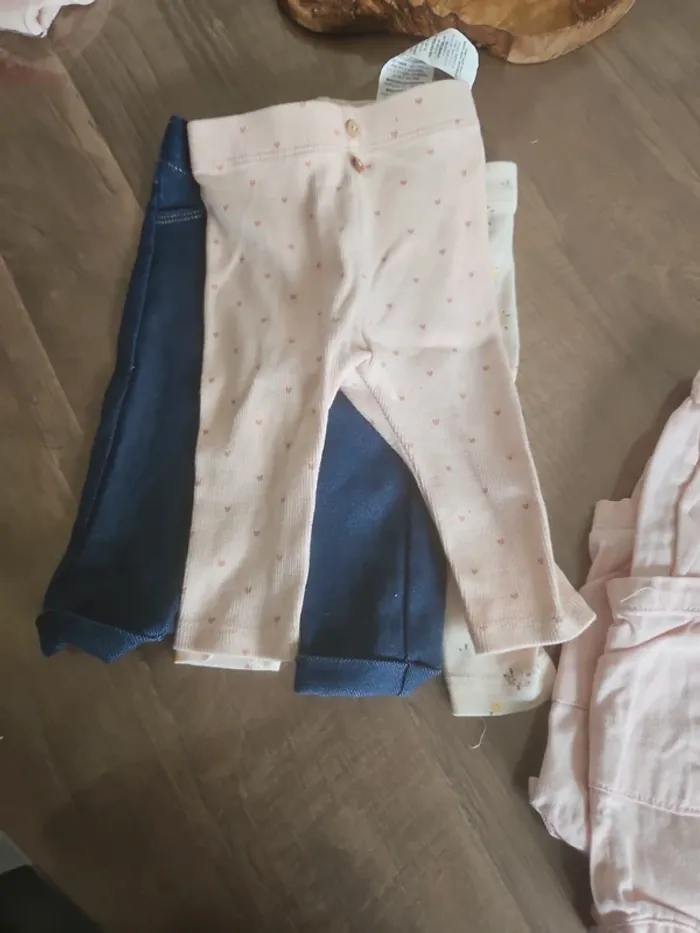 Lot de 8 pantalons - photo numéro 4
