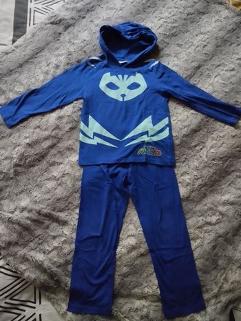 Pyjama 2 pièces Pjmasks taille 6ans