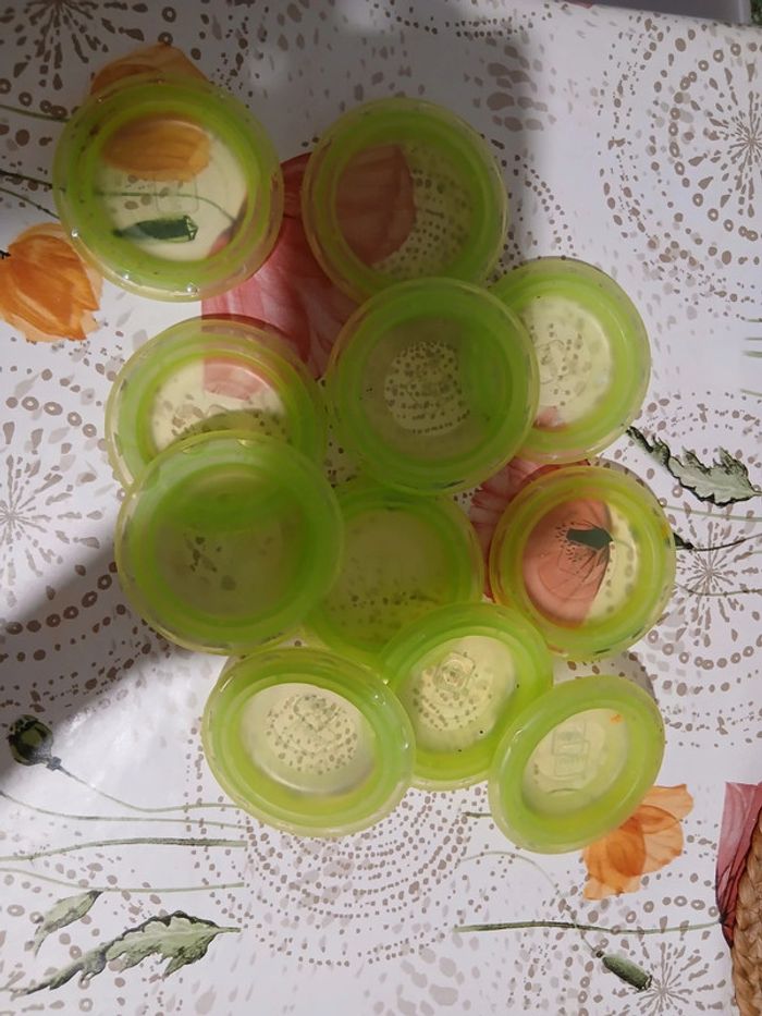10 couvercles pots Mam
