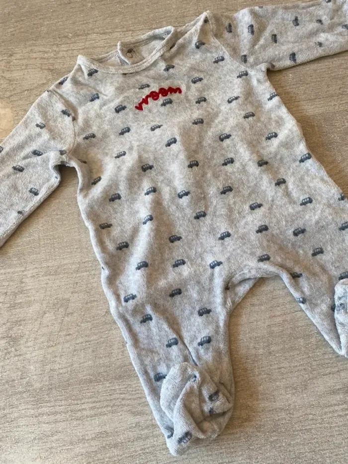 Pyjama - photo numéro 2