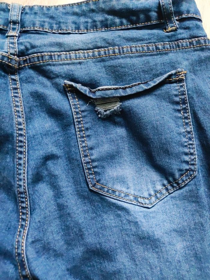 Jean effet troué - photo numéro 4