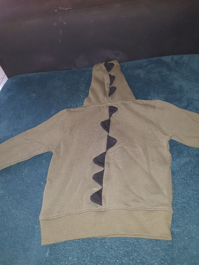 Pull 3 ans - photo numéro 2