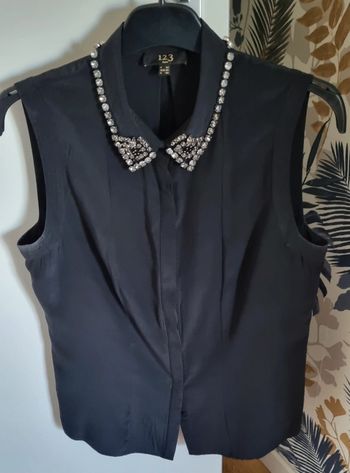 Chemisier noir sans manches