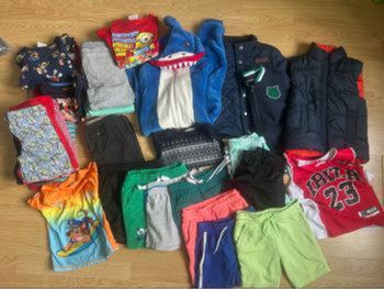 Lot de vêtement enfants 4 ans