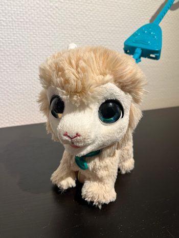 Lama Walkalots de furReal