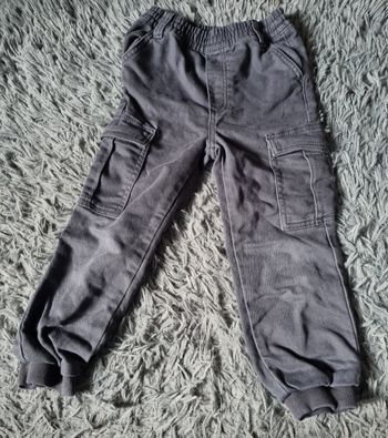 Pantalon gris style cargo 5ans