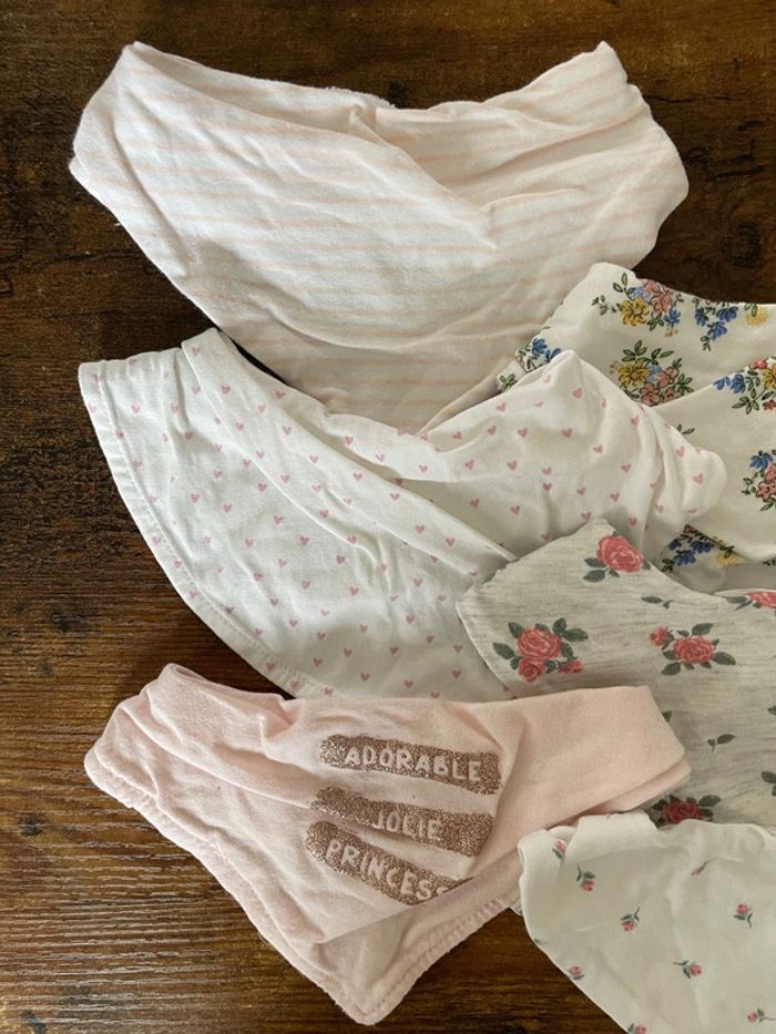 Lot de 6 bavoirs / bandanas triangles - photo numéro 3