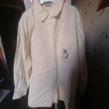 Chemise avec une souris