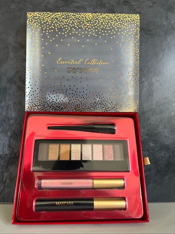 Palette de beauté parisax 🫶🏼