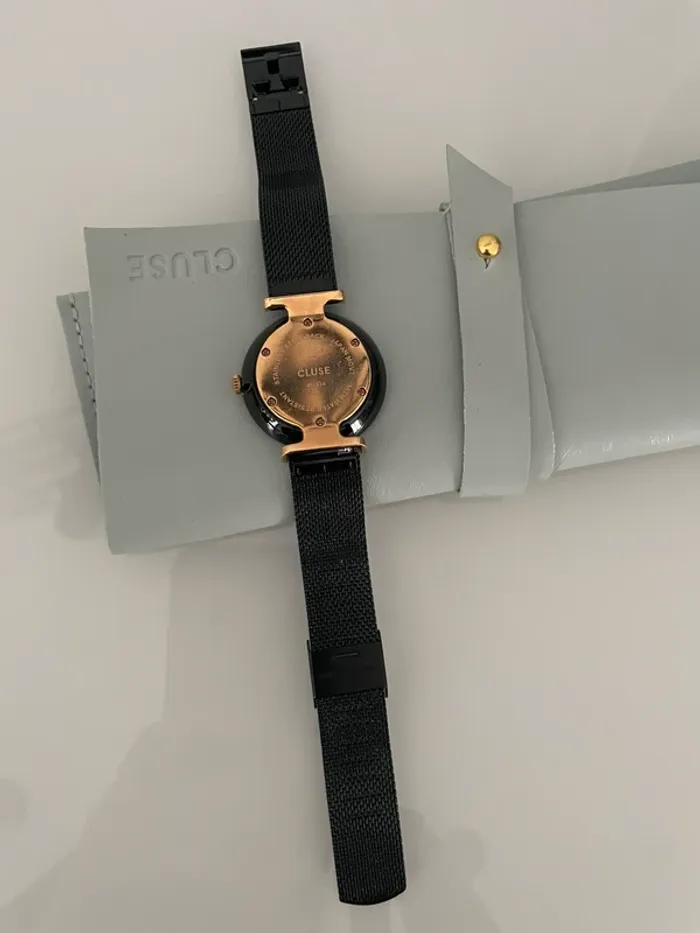 Montre Triomphe Mesh noire Cluse neuve - photo numéro 4