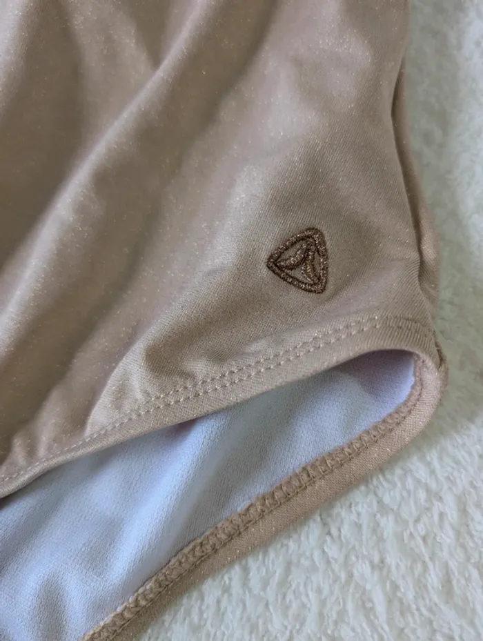 🩱 Maillot de bain brillant neuf - M - photo numéro 3