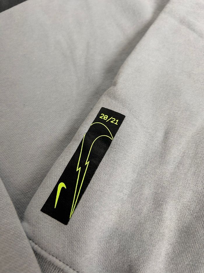 Sweat à capuche gris Nike S - photo numéro 4
