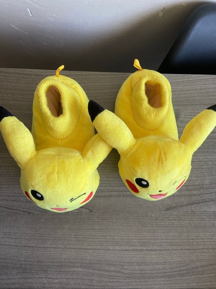 Chausson Pikachu - photo numéro 2