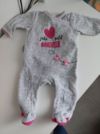 Pyjama taille 1 mois
