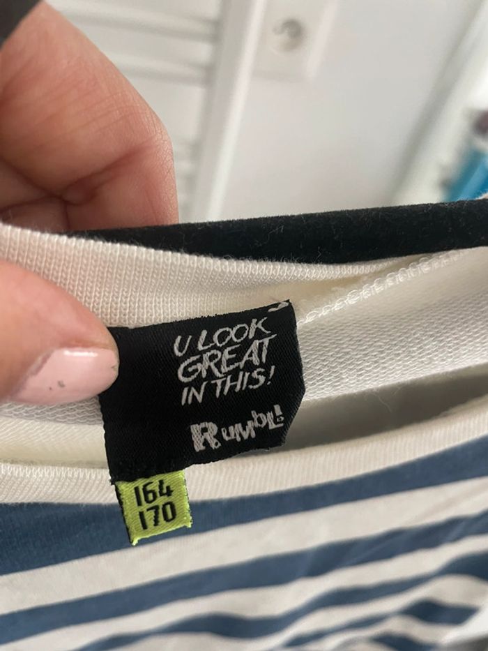 Sweat neuf 15 ans - photo numéro 3