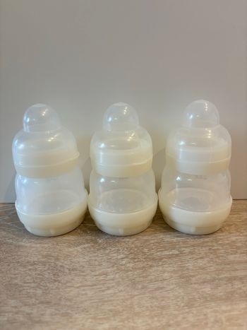 Lot 3 biberons Mam naissance 130 ml