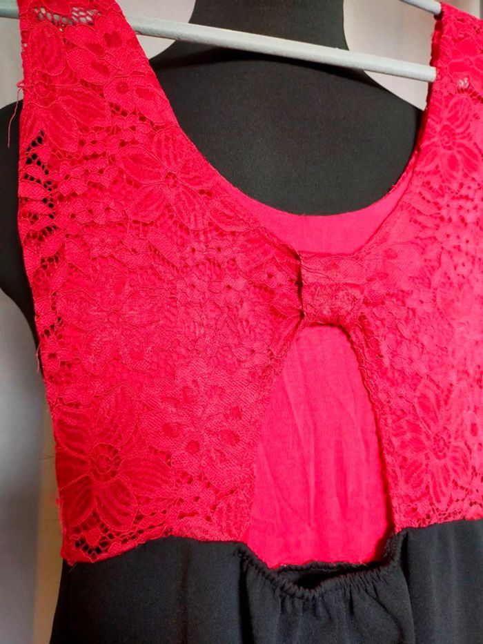 Robe bicolore dentelle rouge & jupe noire – T. 34 (petit) - photo numéro 2