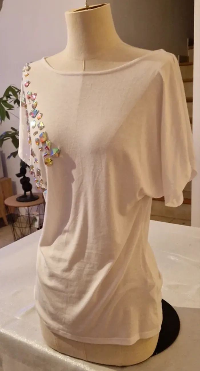 Magnifique T-shirt Morgan taille M blanc et bijoux cristaux - photo numéro 12