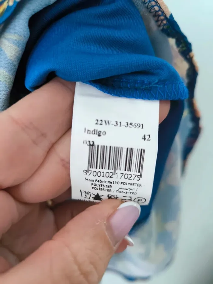 Robe fleurie Joymiss – Taille 42 – Neuve avec étiquette - photo numéro 3